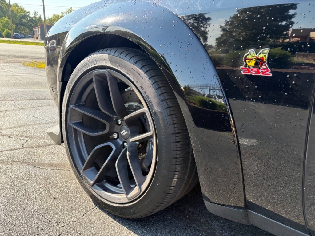 2021 Dodge Challenger Image 8