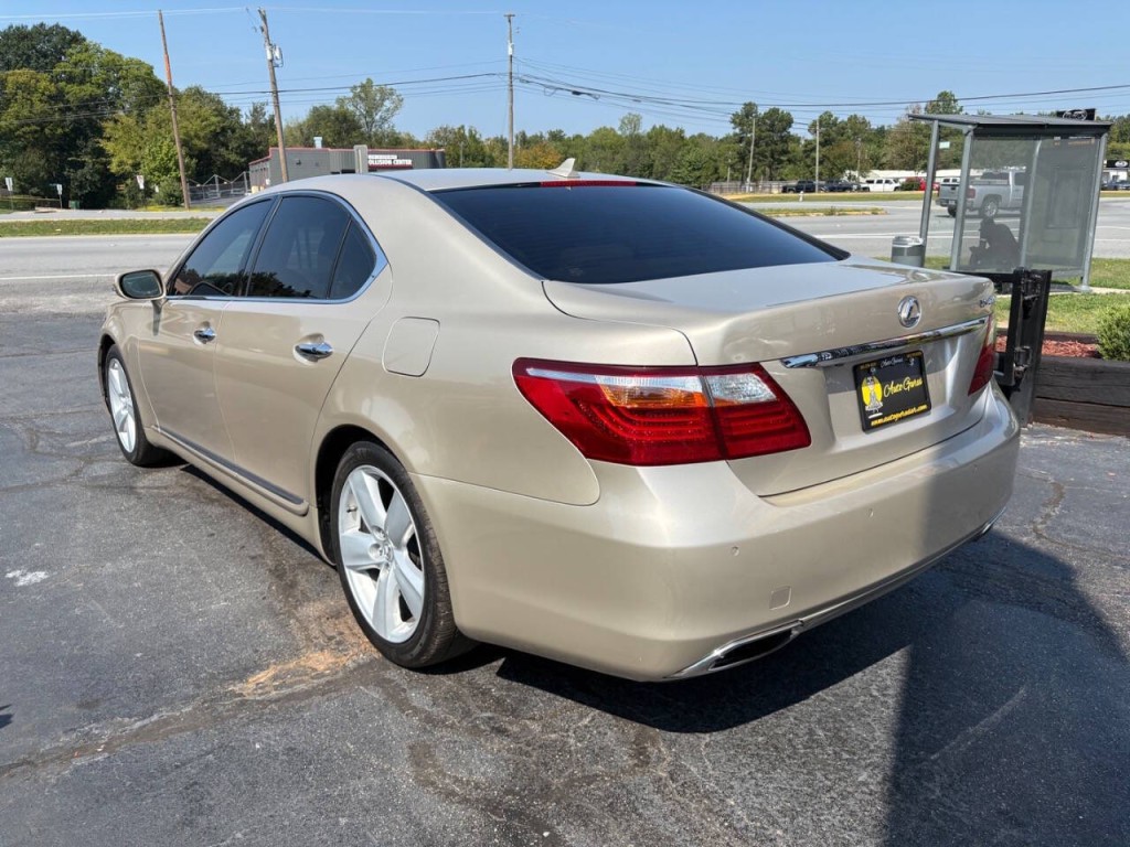 2012 Lexus LS 460 Image 7