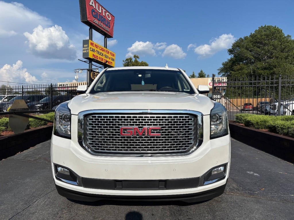 2016 GMC Yukon Image 3