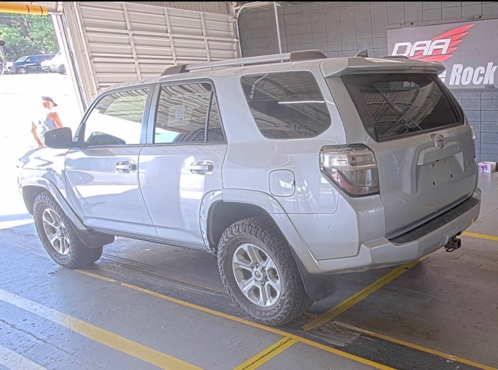 2019 Toyota 4Runner Image 5
