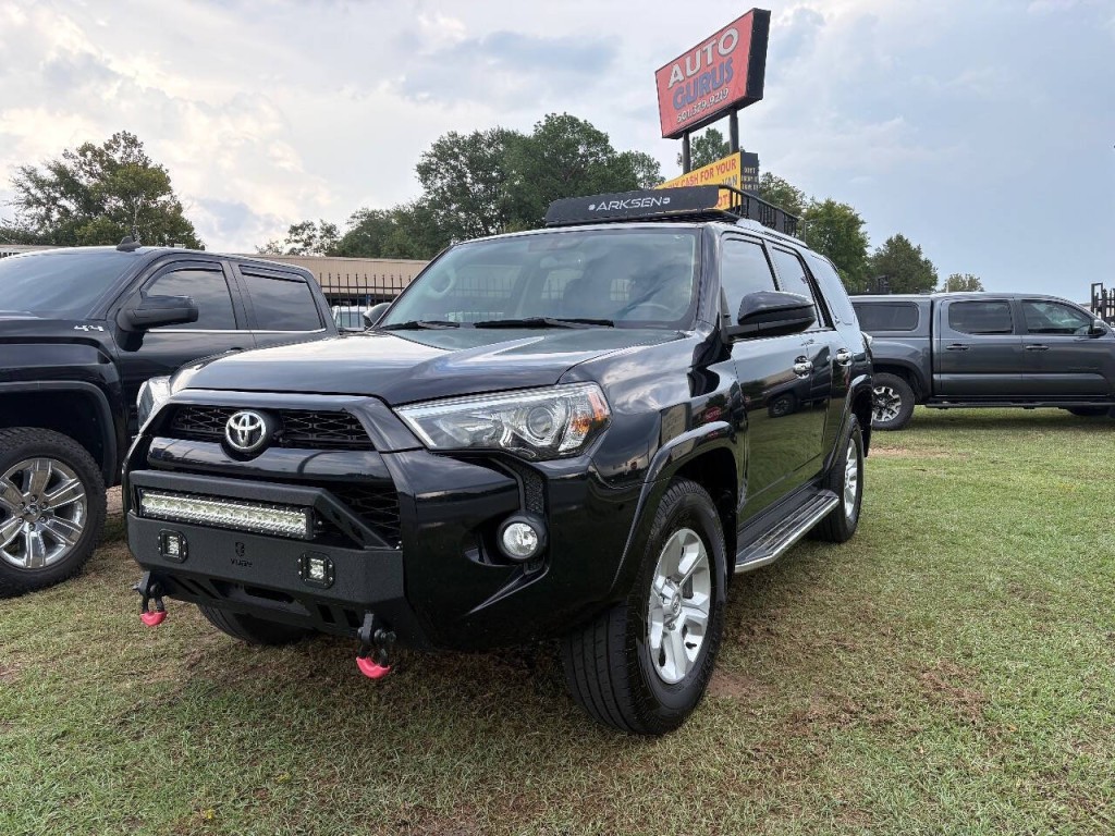 2018 Toyota 4Runner Image 2