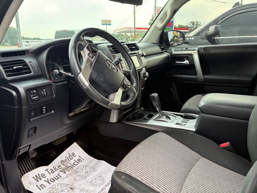 2018 Toyota 4Runner Image 9