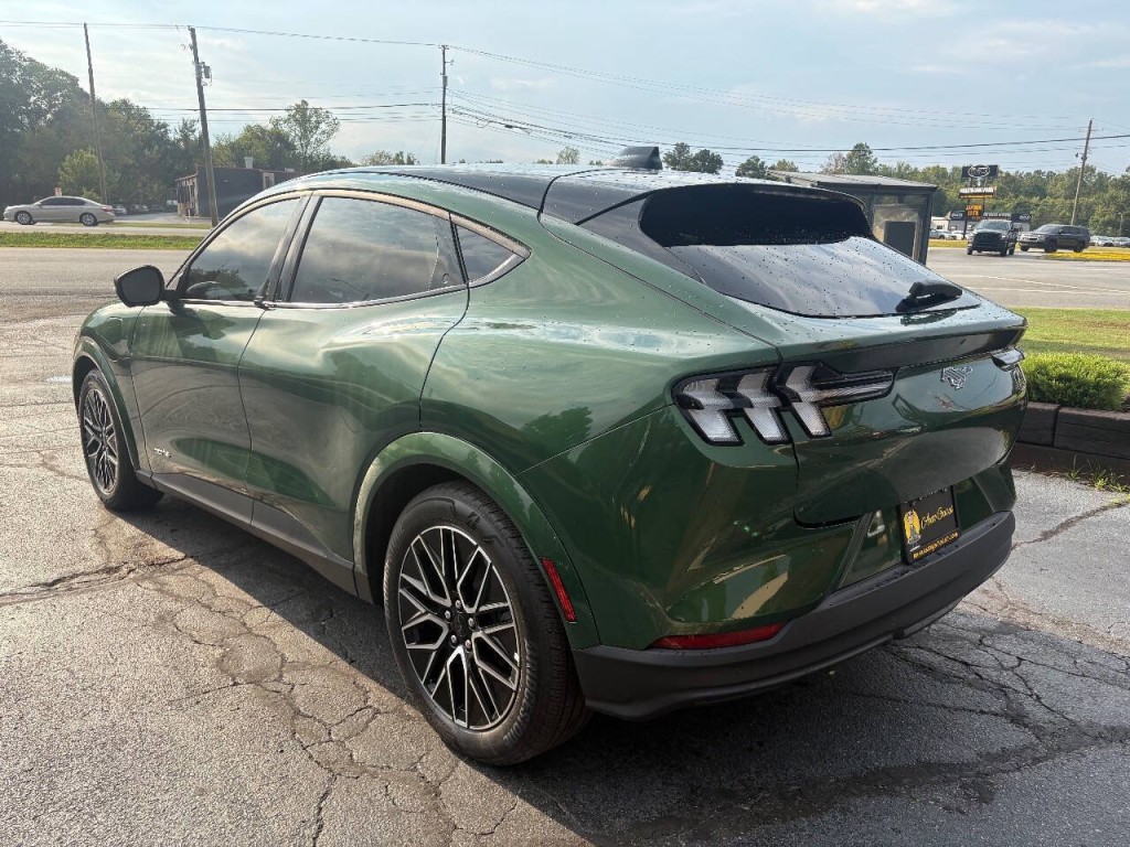 2025 Ford Mustang Image 6