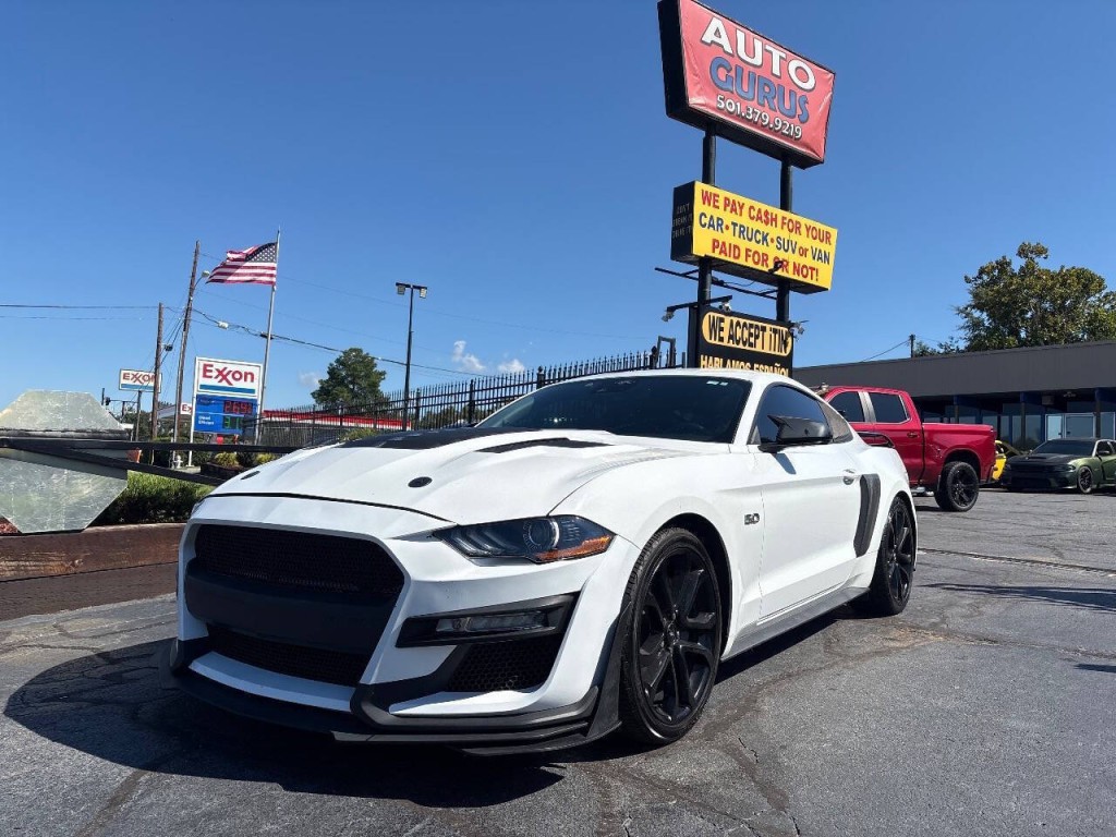 2022 Ford Mustang Image 3