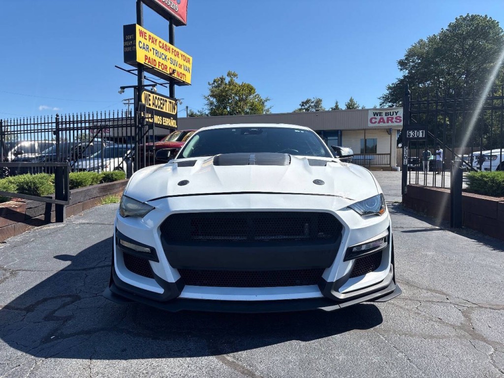 2022 Ford Mustang Image 4