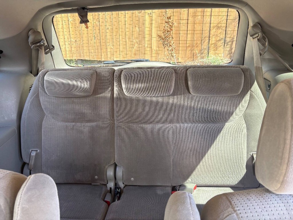 2009 Toyota Sienna Image 10