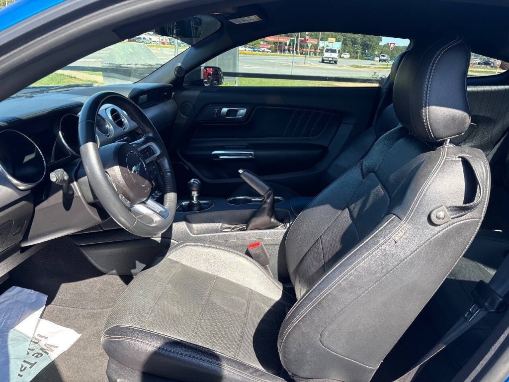 2021 Ford Mustang Image 10