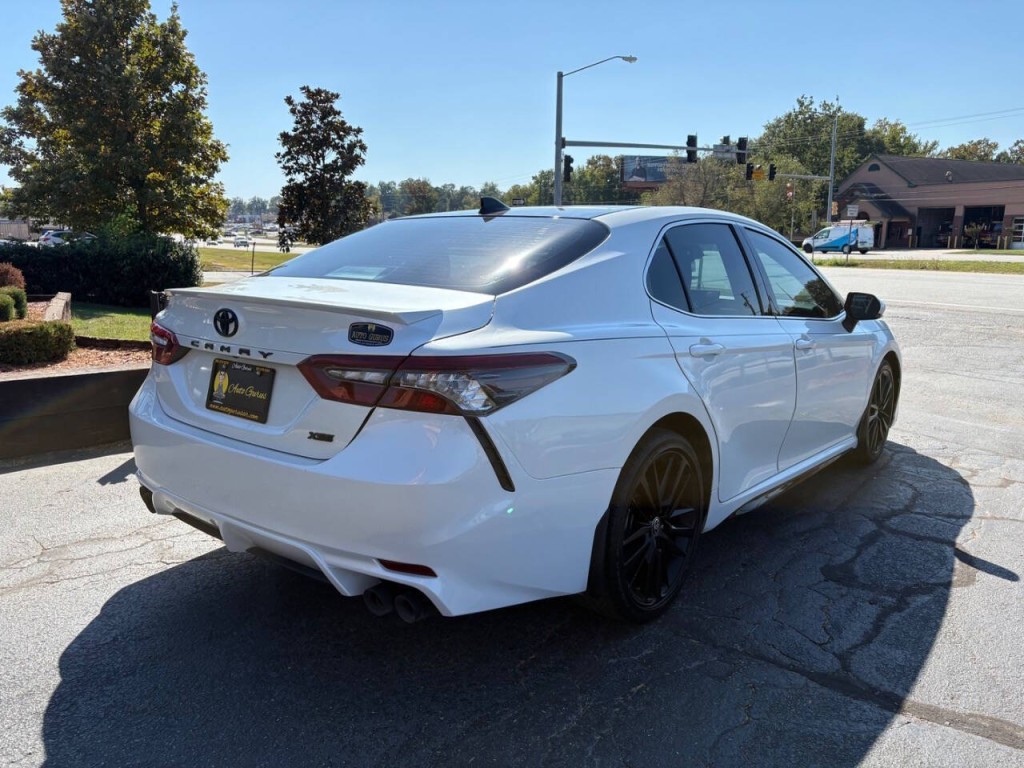 2021 Toyota Camry Image 5