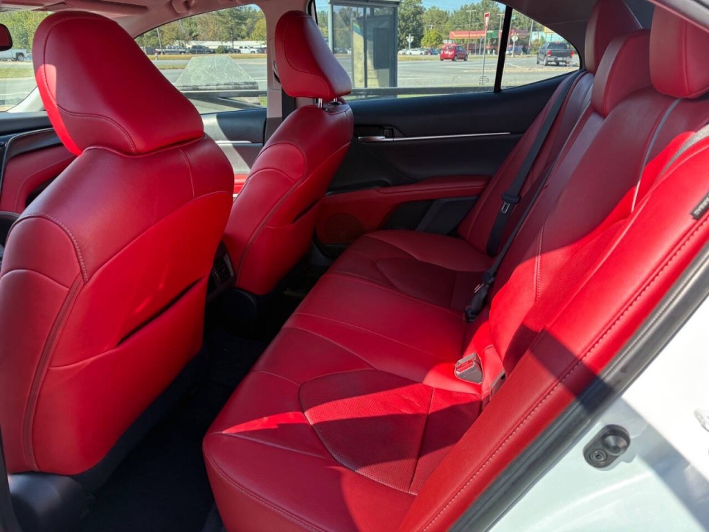 2021 Toyota Camry Image 12