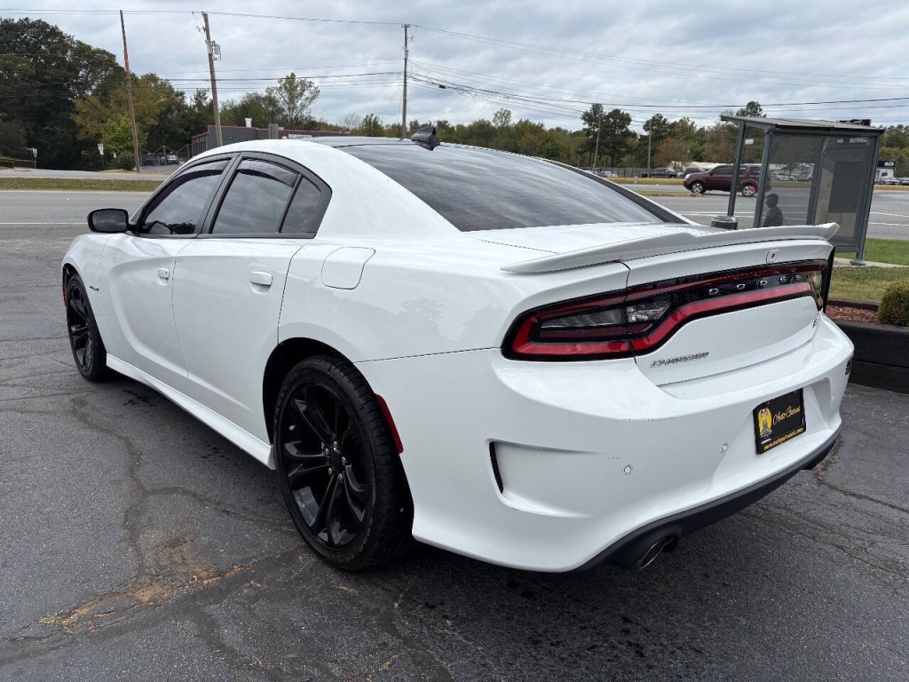 2021 Dodge Charger Image 7