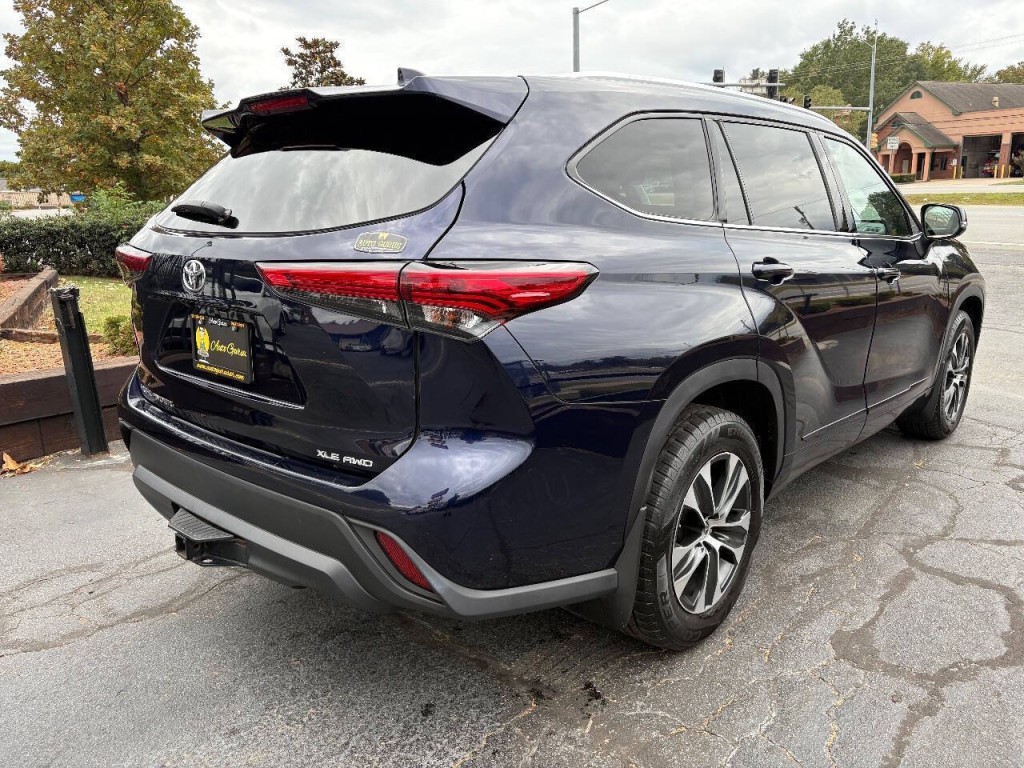 2021 Toyota Highlander Image 6