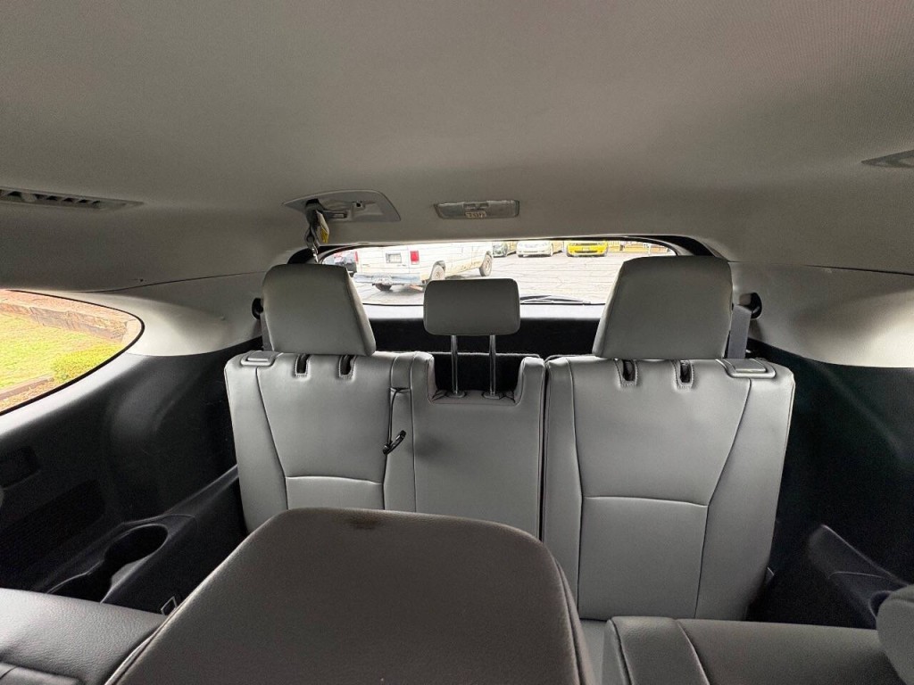 2021 Toyota Highlander Image 13