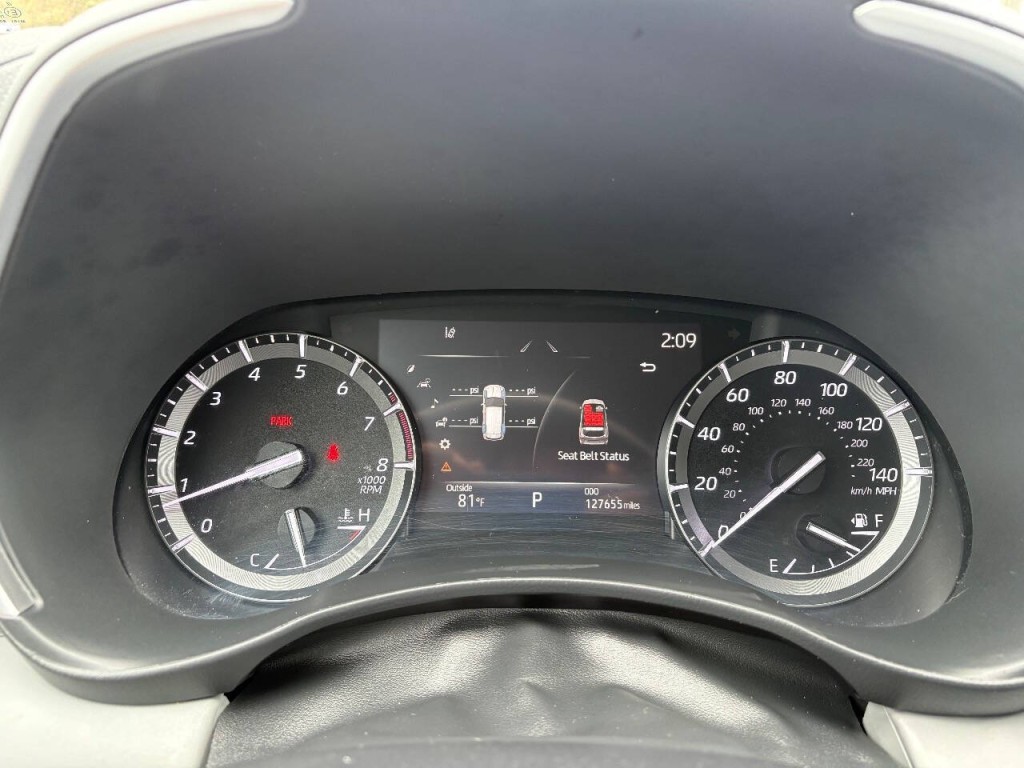 2021 Toyota Highlander Image 16