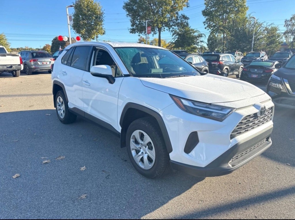 2023 Toyota Rav4 Image 4