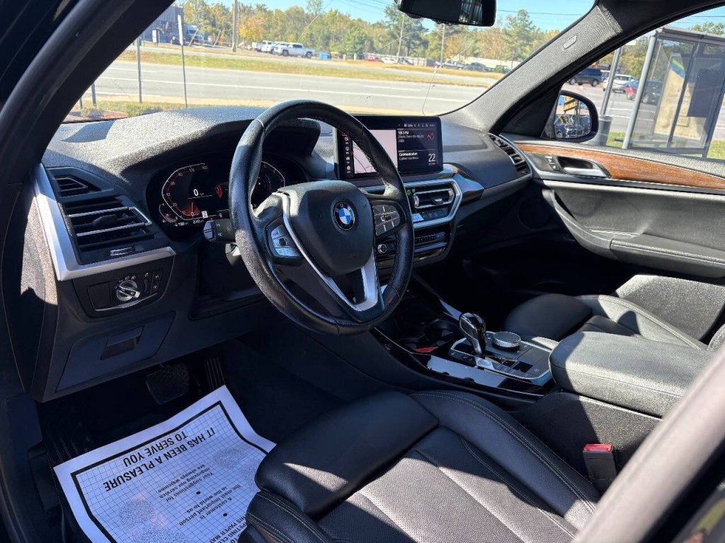 2022 BMW X3 Image 9