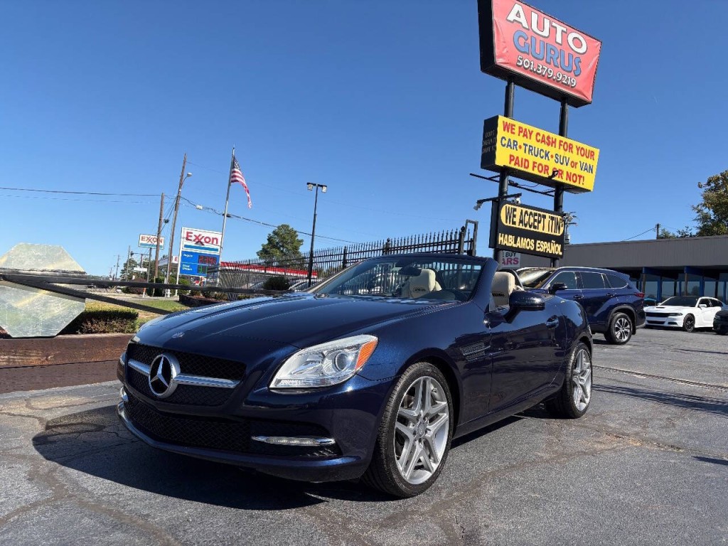 2015 Mercedes-Benz SLK-Class Image 2