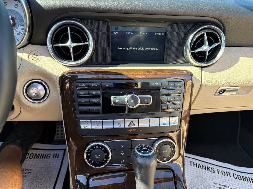 2015 Mercedes-Benz SLK-Class Image 11