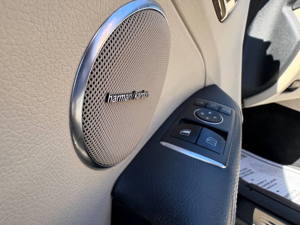 2015 Mercedes-Benz SLK-Class Image 13