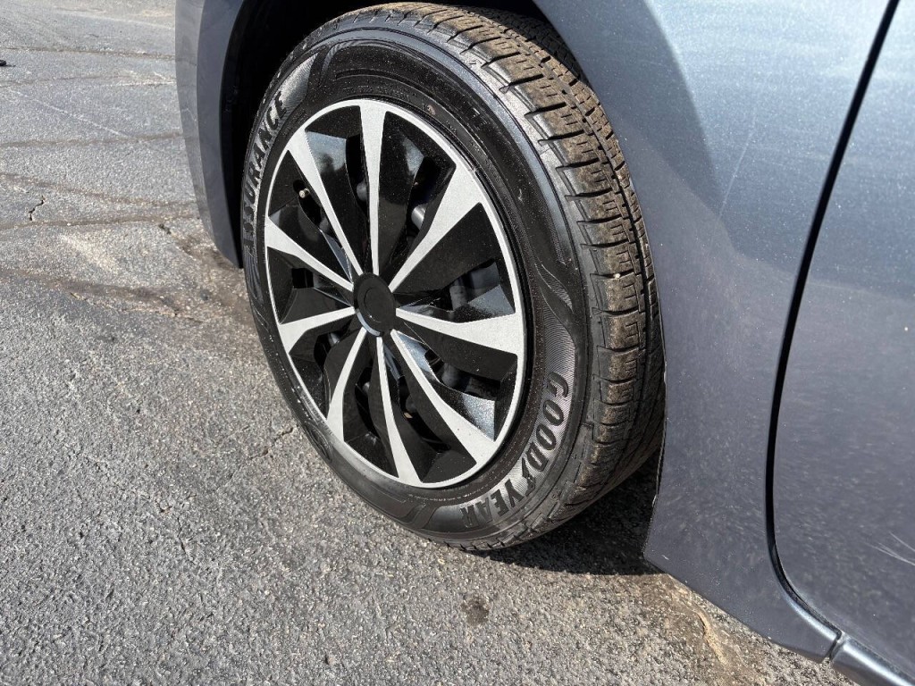 2016 Toyota Corolla Image 8