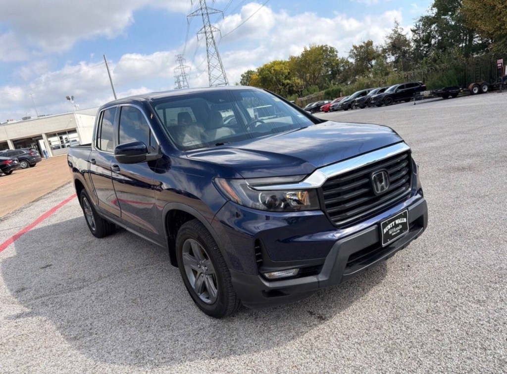 2022 Honda Ridgeline Image 3