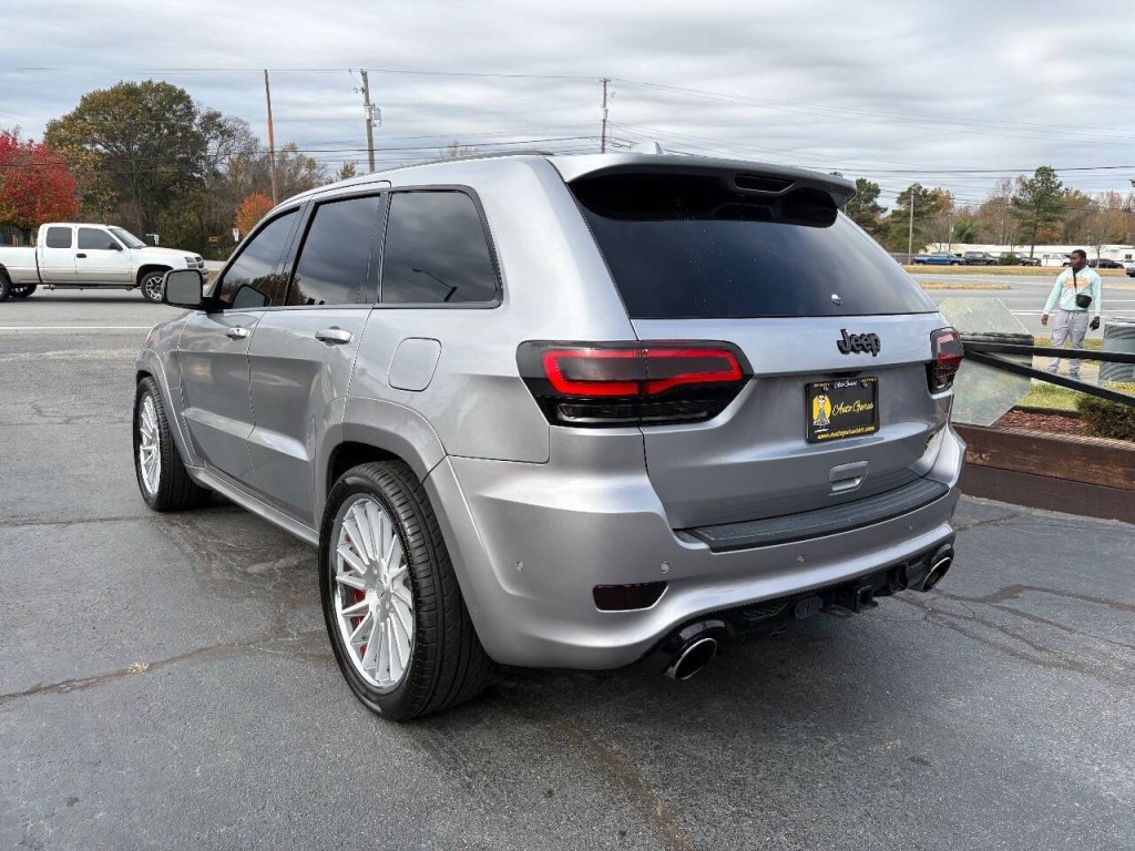 2017 Jeep Grand Cherokee Image 7