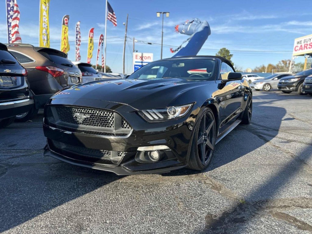 2015 Ford Mustang Image 2