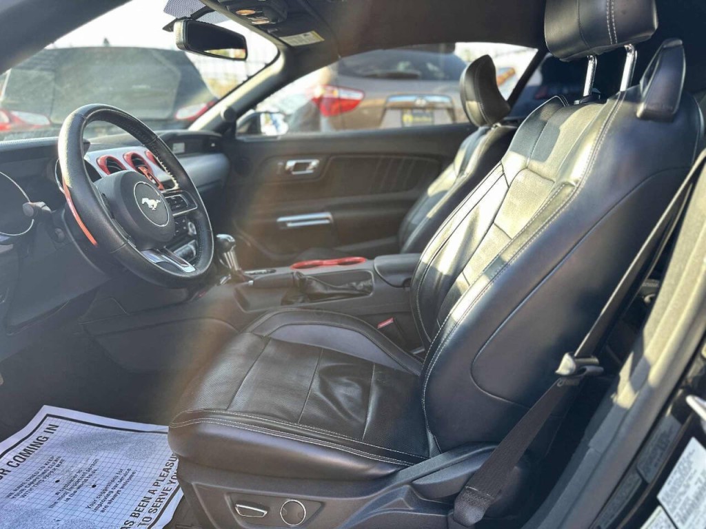 2015 Ford Mustang Image 13