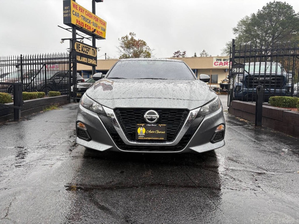 2022 Nissan Altima Image 3