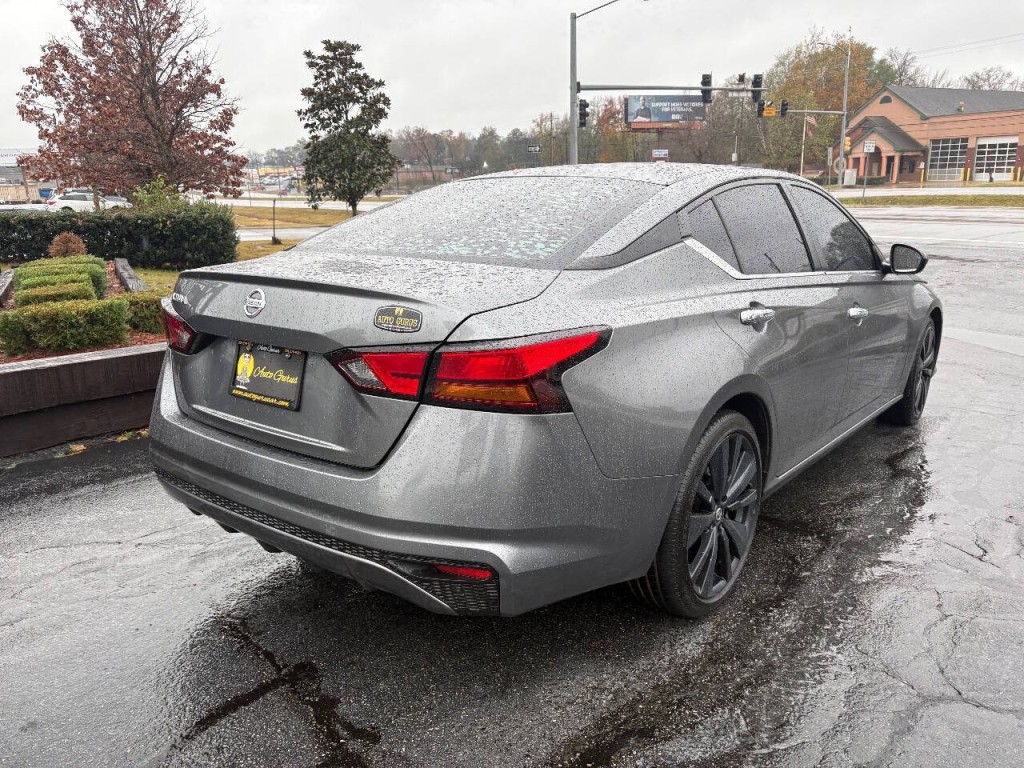 2022 Nissan Altima Image 5