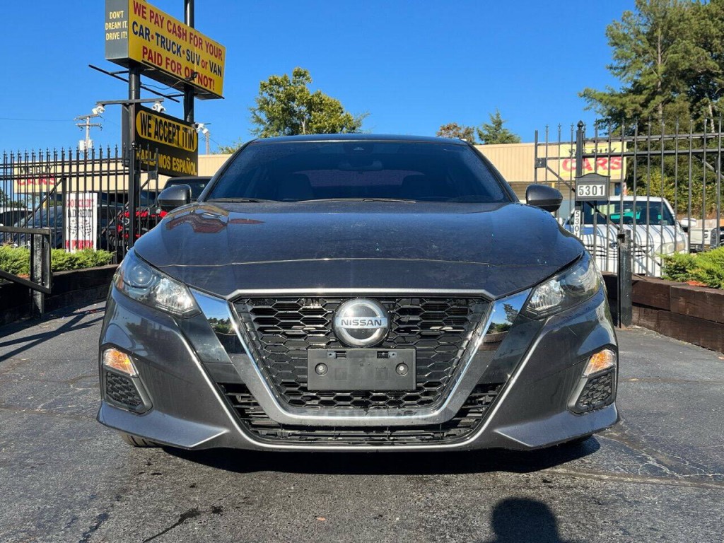2022 Nissan Altima Image 3