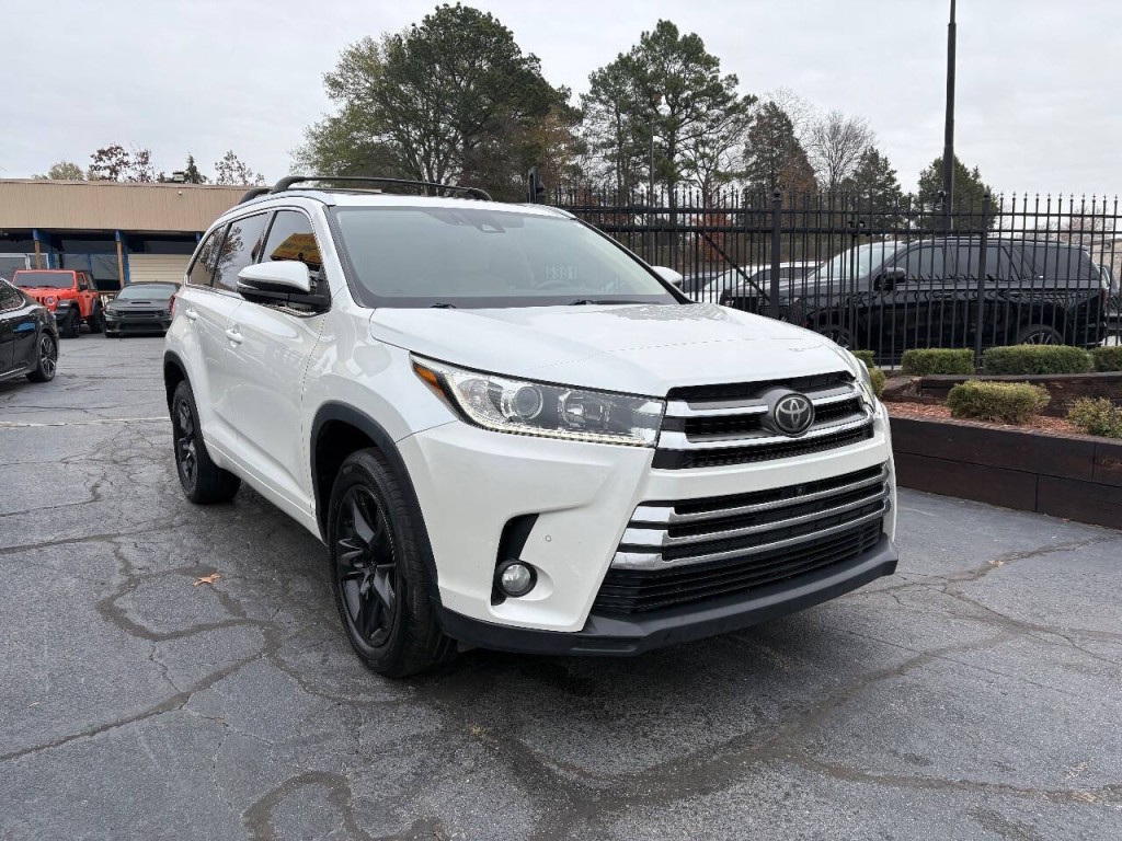 2018 Toyota Highlander Image 4