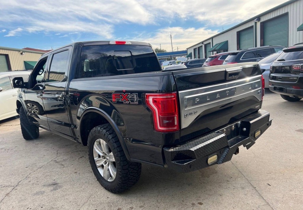 2015 Ford F-150 Image 3