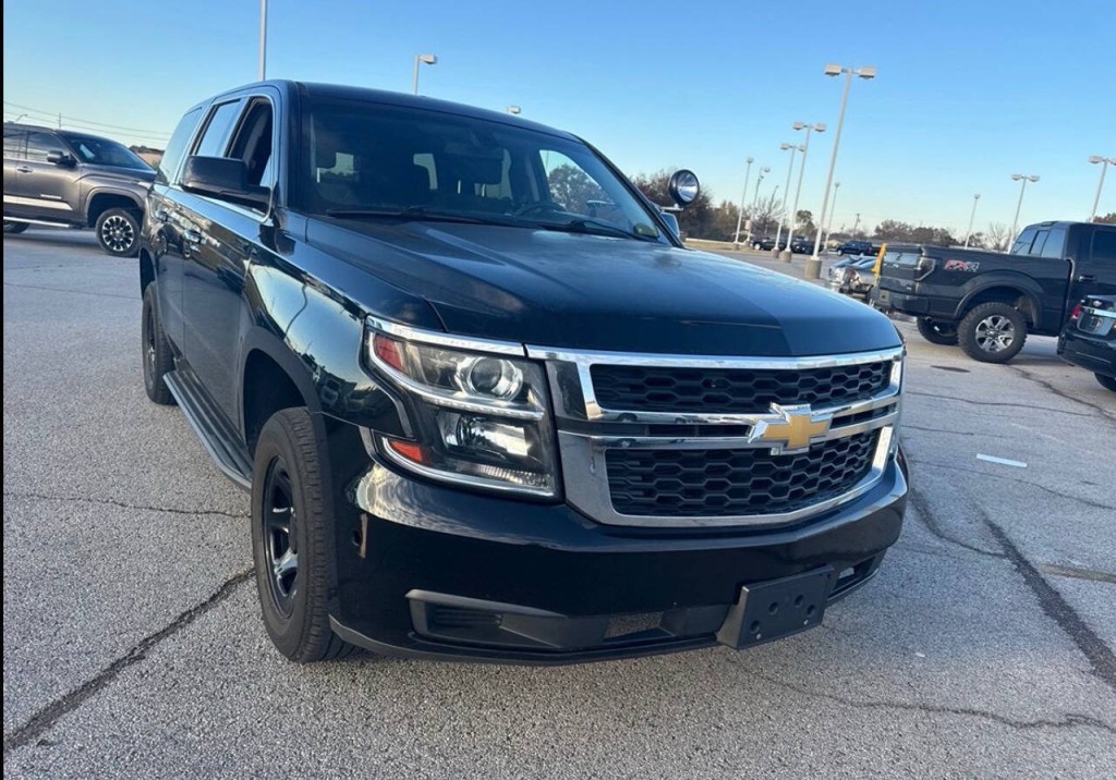 2018 Chevrolet Tahoe Image 3