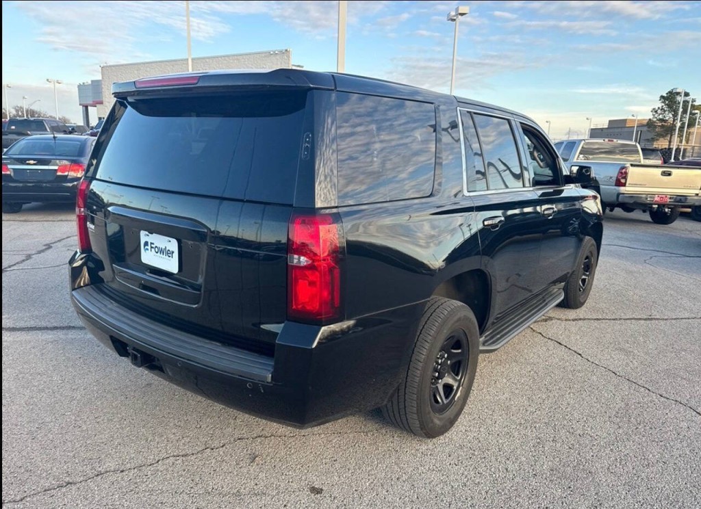 2018 Chevrolet Tahoe Image 4