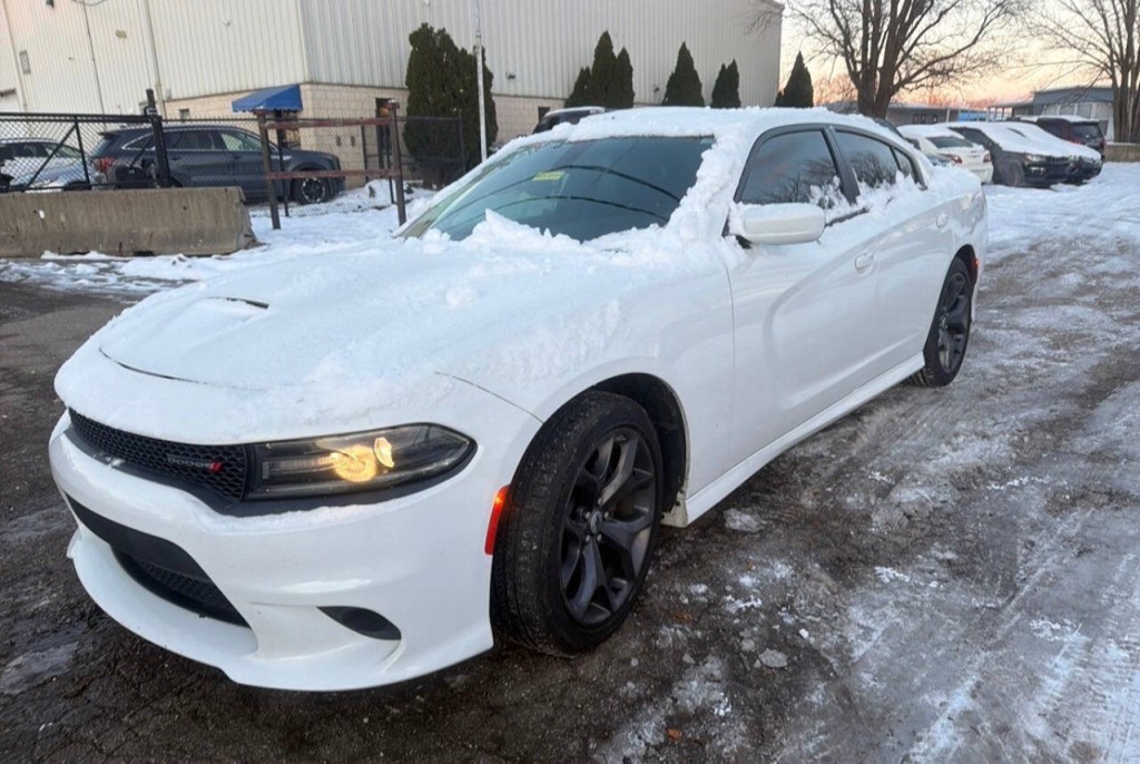 2019 Dodge Charger Image 2
