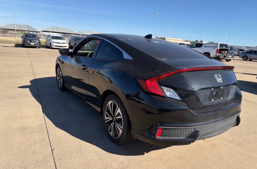 2017 Honda Civic Image 5