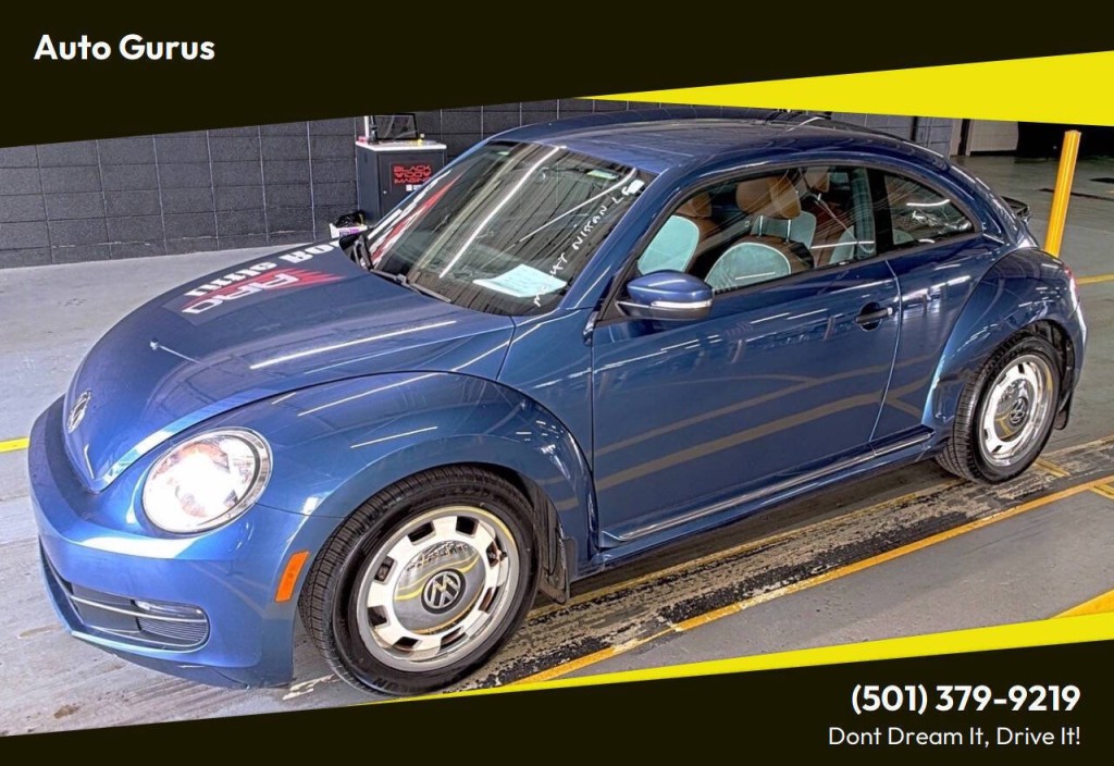 2016 Volkswagen Beetle Image 1