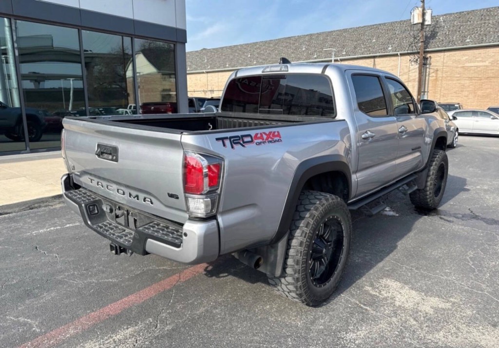 2020 Toyota Tacoma Image 4