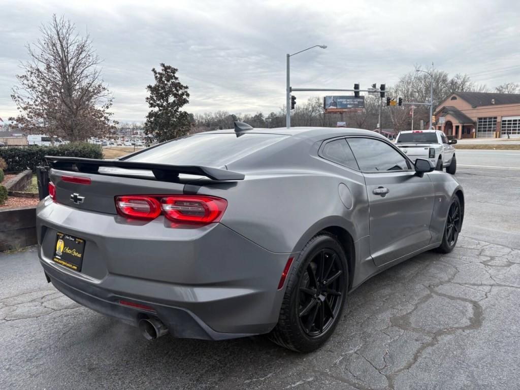 2020 Chevrolet Camaro Image 5