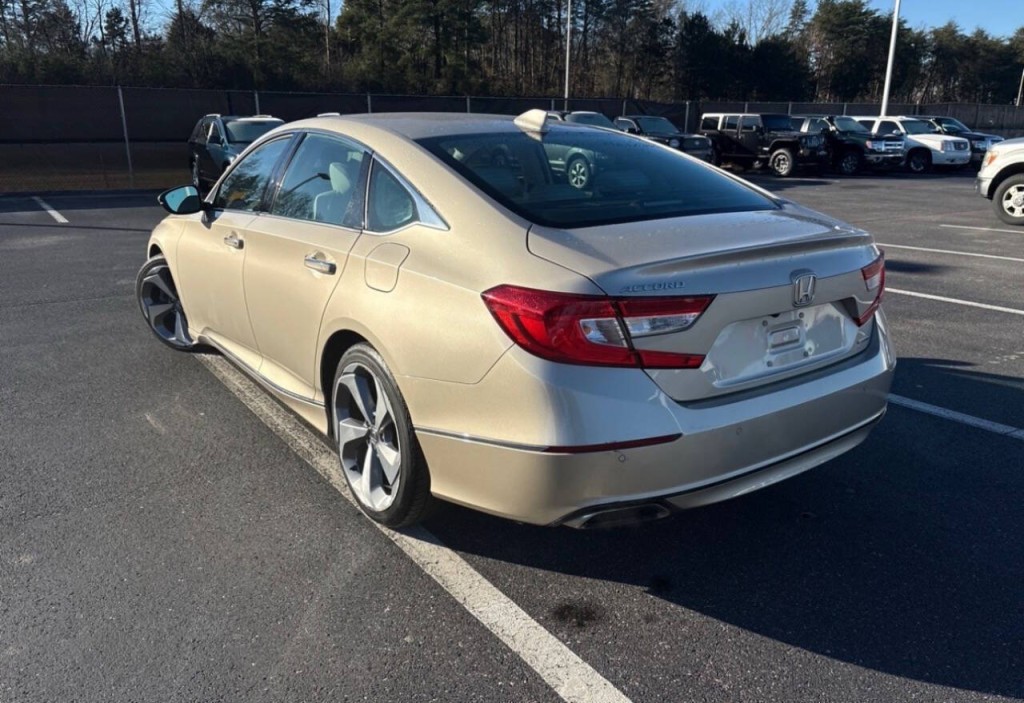 2018 Honda Accord Image 5