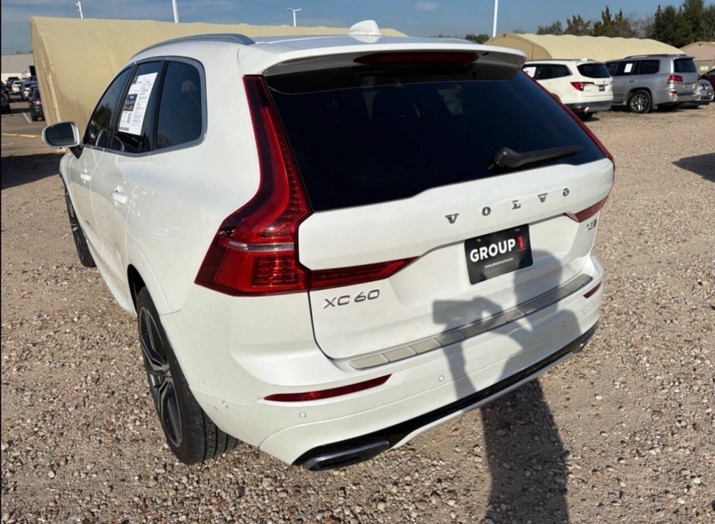 2018 Volvo XC60 Image 5