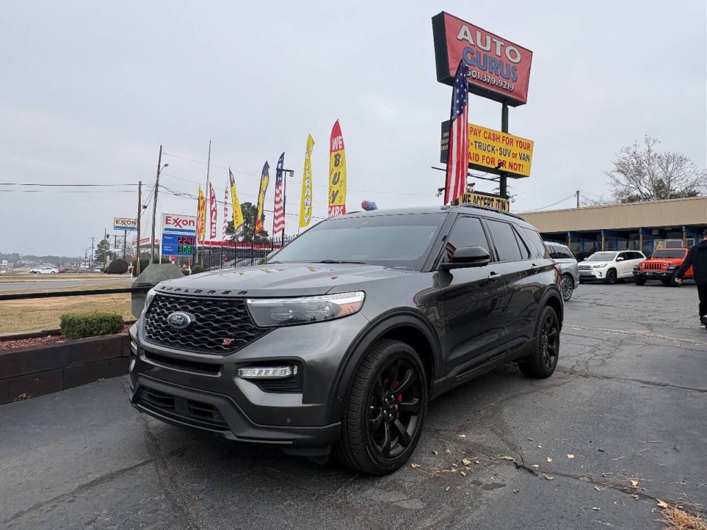 2020 Ford Explorer Image 2