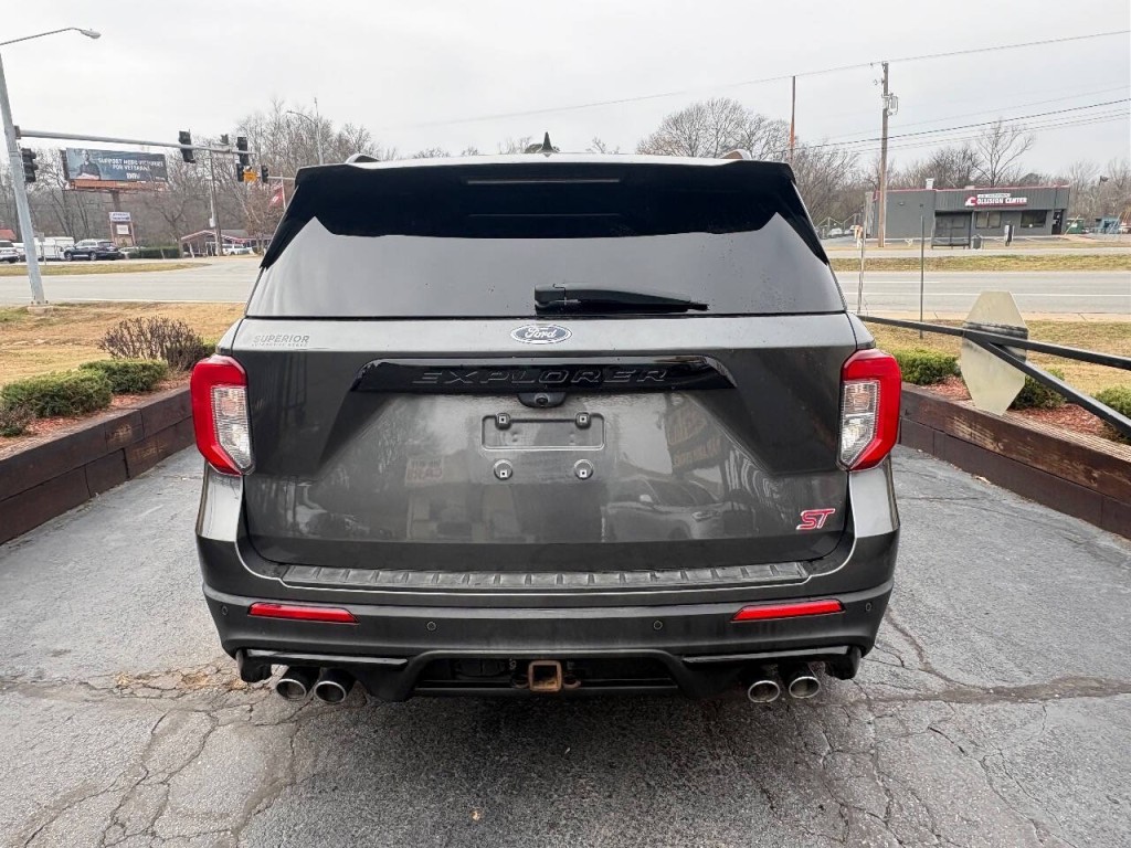 2020 Ford Explorer Image 6