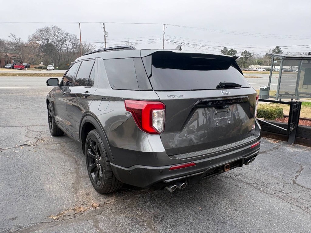 2020 Ford Explorer Image 7