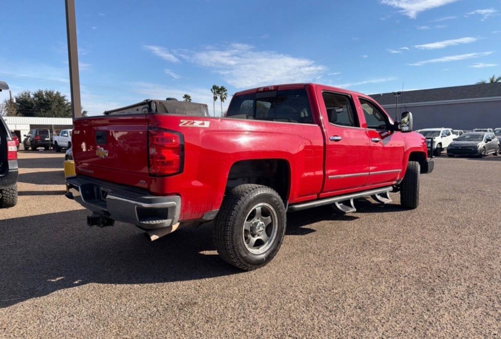 2015 Chevrolet Silverado 1500 Image 4