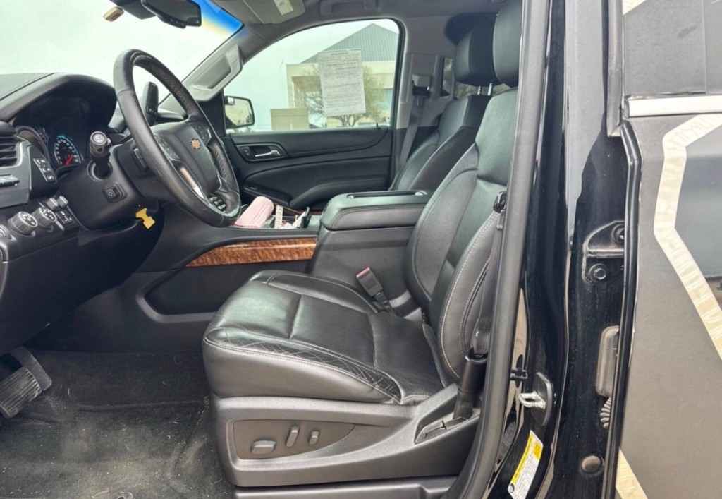 2016 Chevrolet Tahoe Image 7