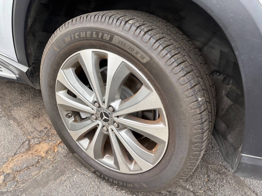 2020 Mercedes-Benz GLE-Class Image 8