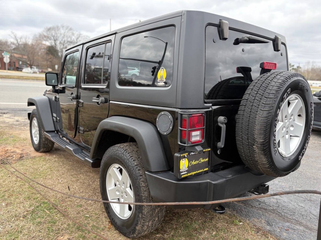2017 Jeep Wrangler Unlimited Image 5