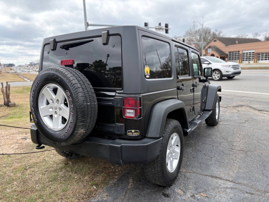 2017 Jeep Wrangler Unlimited Image 7