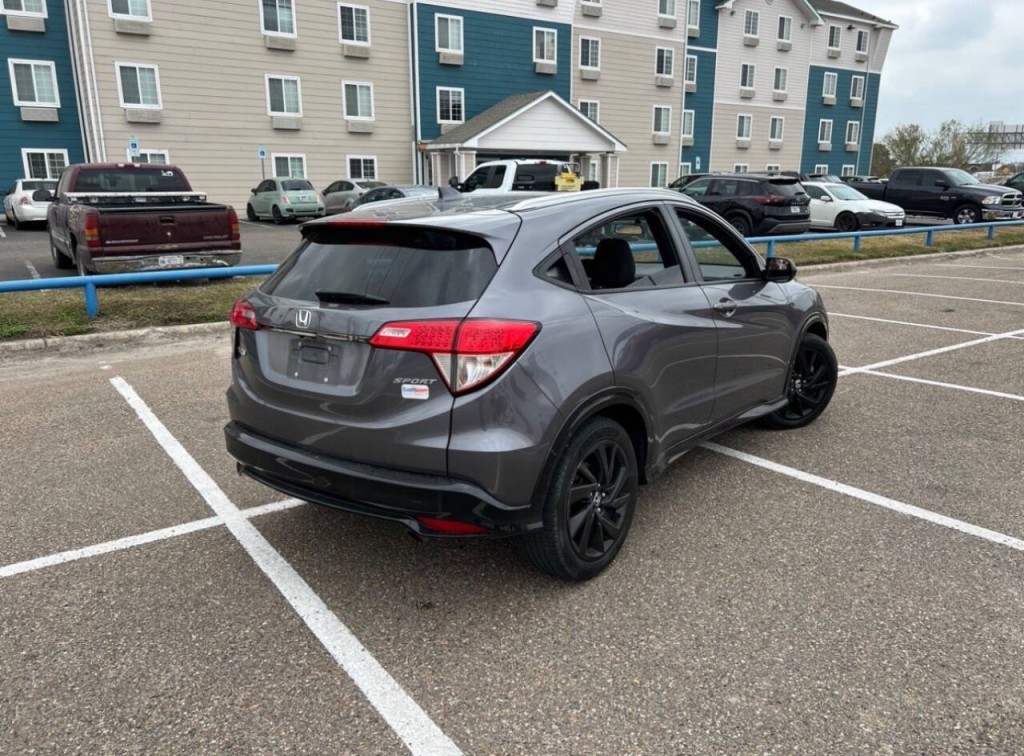 2022 Honda HR-V Image 4